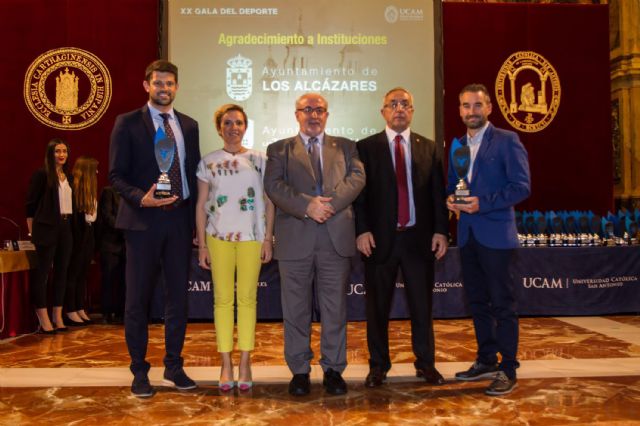 El Ayuntamiento torreño, premiado por la UCAM por su colaboración en la promoción del deporte