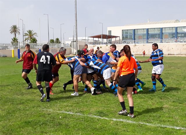 Las Torres de Cotillas acoge un triangular de veteranos de rugby