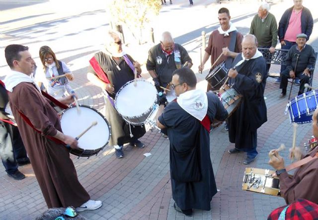 La Tamborada Torreña alegra con sus sones un año más la Semana Santa