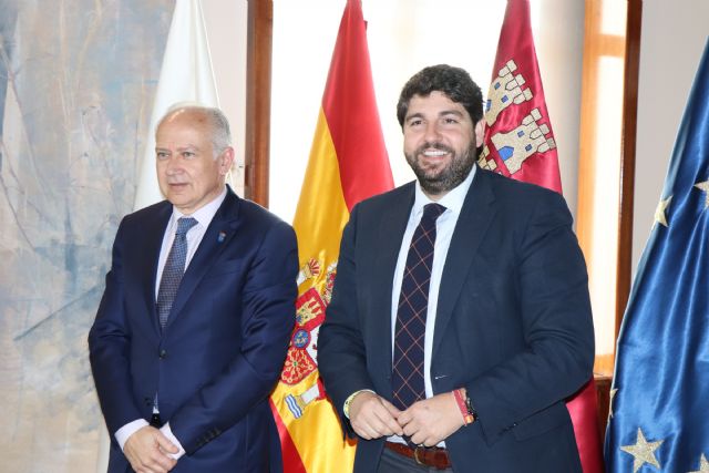 López Miras se reúne con el alcalde de Las Torres de Cotillas