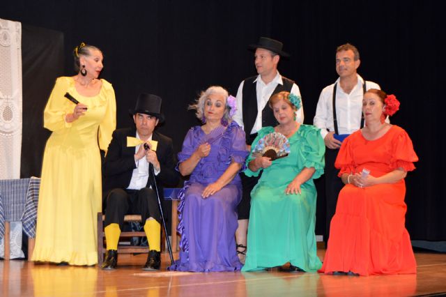 Nuevo éxito del 'Tejuba' en Las Torres de Cotillas con 'La zapatera prodigiosa'