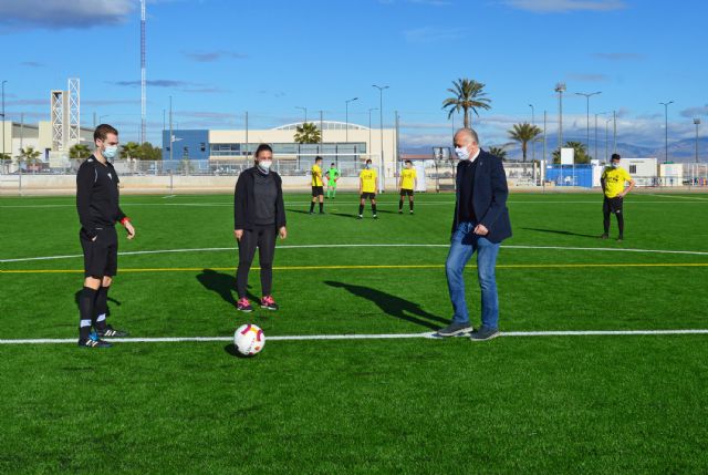 El juvenil del Atlético Torreño estrena el nuevo césped artificial del municipal Onofre Fernández Verdú