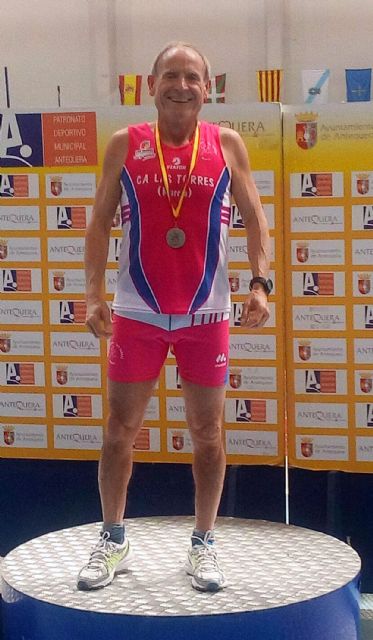 Otra plata y otro bronce para el atleta torreño Ángel Salinas en los Campeonatos de España de veteranos