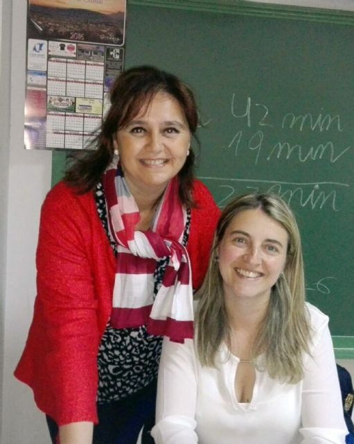 Clases de refuerzo educativo en Las Torres de Cotillas con el 'Plan de desarrollo gitano'
