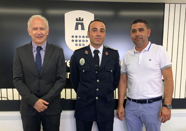 Diego Pérez toma posesión en firme de su cargo de sargento de la Policía Local torreña