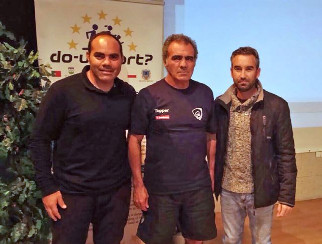 El seleccionador brasileño de rugby imparte un clinic en Las Torres de Cotillas