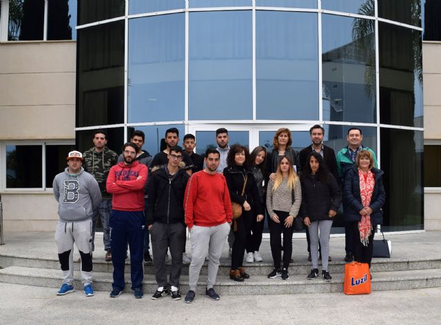 'Linasa', segunda parada en las visitas a empresas locales de los alumnos de los programas mixtos de empleo y formación del SEF