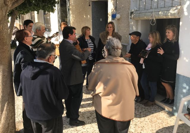 Homenaje del Ayuntamiento torreño a su vecino Onofre García por sus 100 años