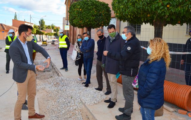 El director general del Agua visita las obras de mejora del colector de saneamiento de la avenida Reyes Católicos