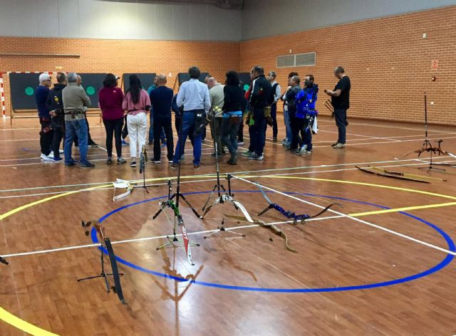 Las Torres de Cotillas acoge un curso de especialista psicología aplicada al tiro con arco